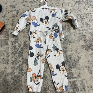 Disney Mickey and friends two Piece Set 3T
